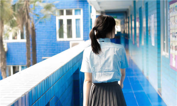 连山如何找到一个可以帮助我生孩子的女人？